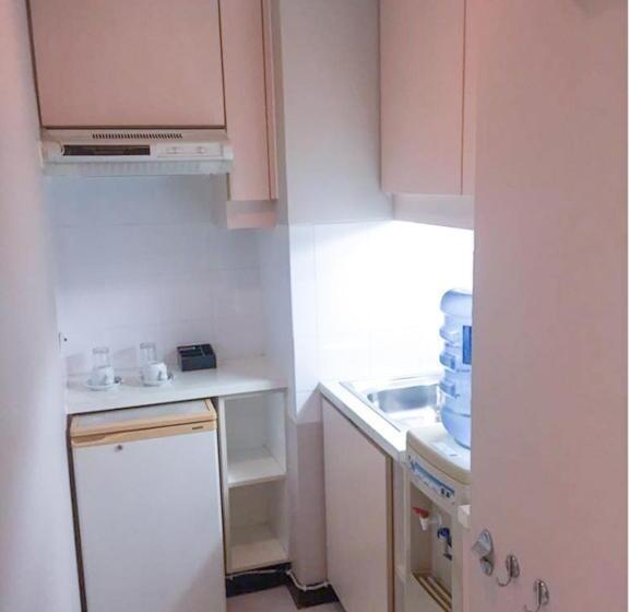 Студия Стандарт, Kristal Hotel Jakarta