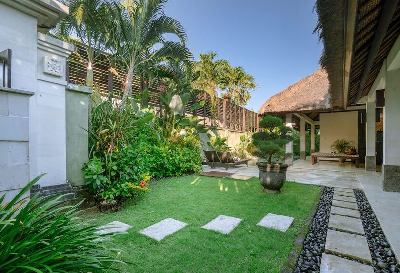 Вилла с 1 спальней и бассейном, The Maya Seminyak Villas