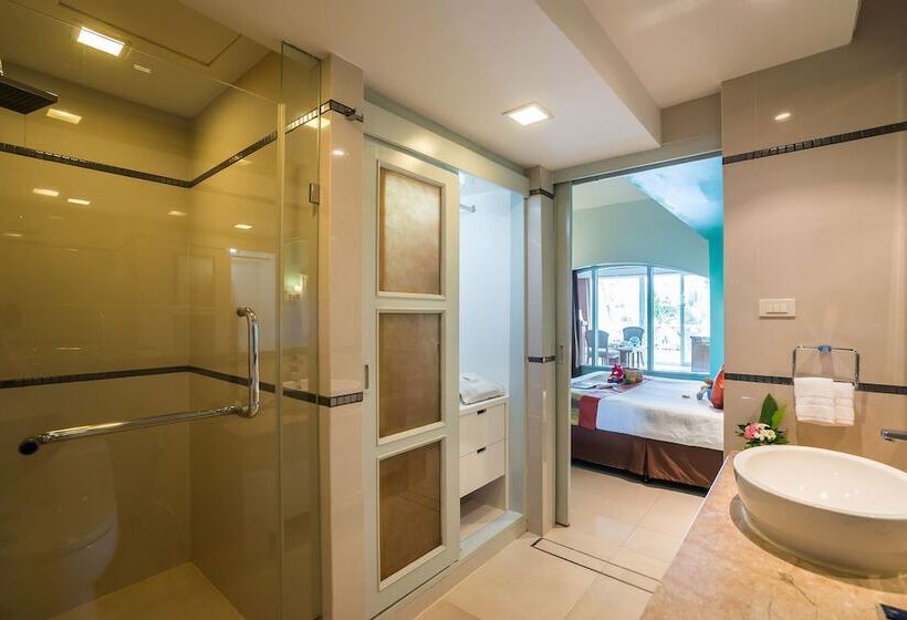 Люкс Семейный 2 Спальни, Royal Cliff Beach Terrace Pattaya
