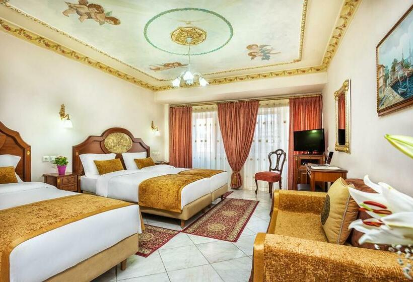 غرفة قياسية ثلاثية, Imperial Palace Classical Hotel Thessaloniki