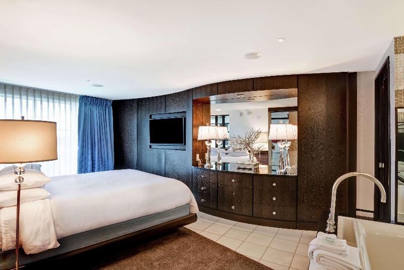 프레지덴셜 스위트, Embassy Suites By Hilton Raleigh Durham Airport Brier Creek