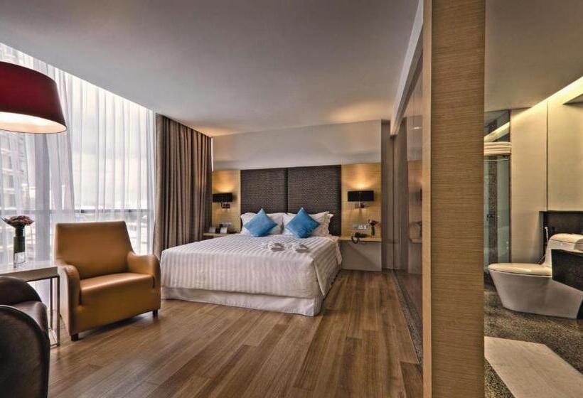 Номер Премиум, Empire Hotel Subang
