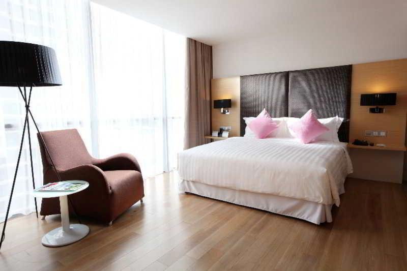 Номер Премиум, Empire Hotel Subang