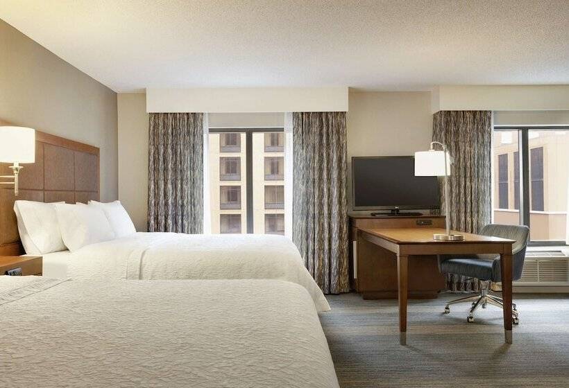 Lakosztály, Hampton Inn & Suites Nashville Downtown