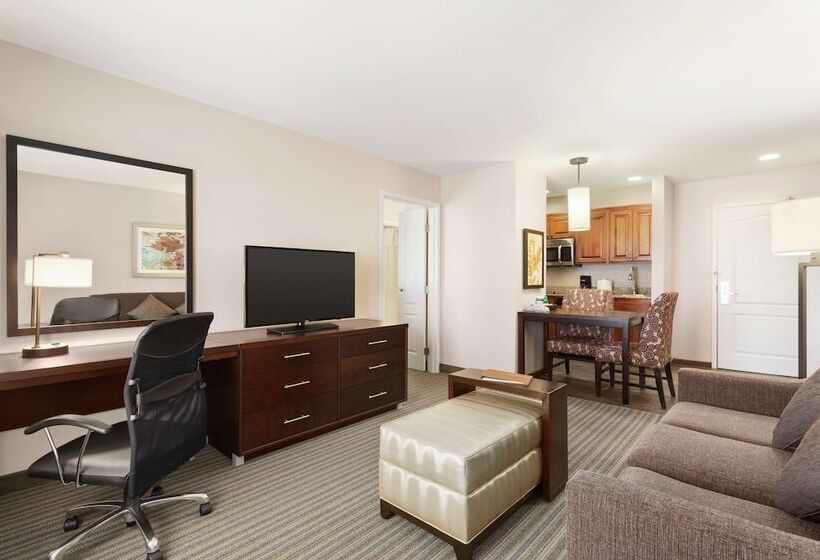 套房, Homewood Suites By Hilton Fargo