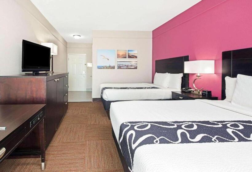 豪华房间, La Quinta Inn & Suites By Wyndham Winnie