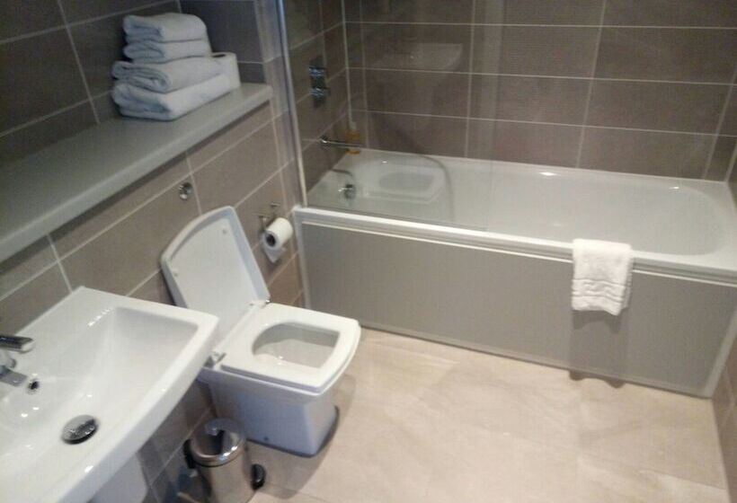 Апартаменты 1 Спальня, Quay Apartments