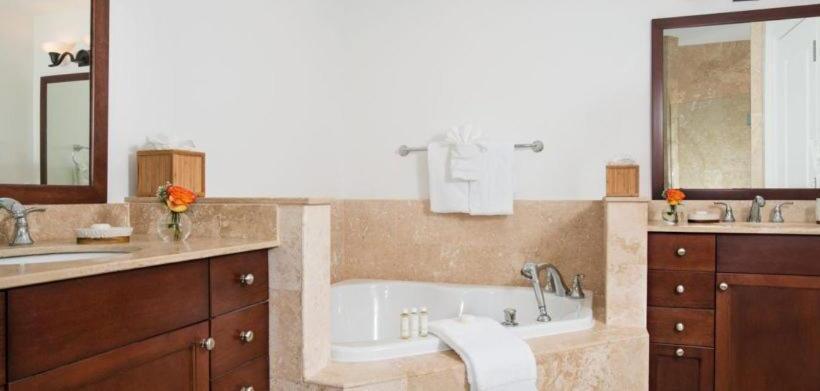 3 Bedroom Suite, The Tuscany On Grace Bay