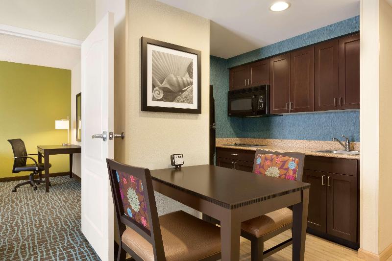 סוויטת 2 חדרי שינה, Homewood Suites By Hilton Fort Myers Airport/fgcu