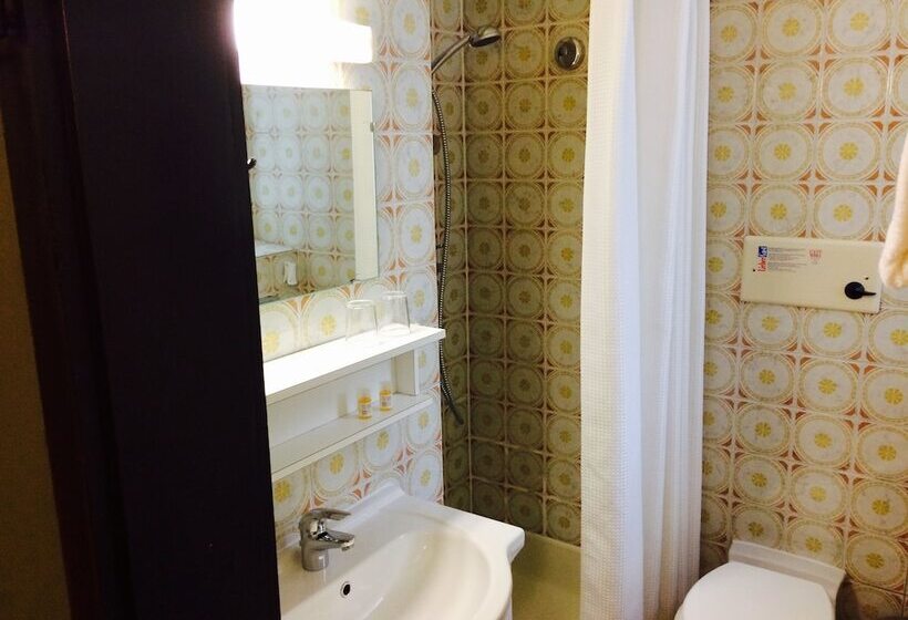 패밀리 룸, Pension Hotel Mariahilf
