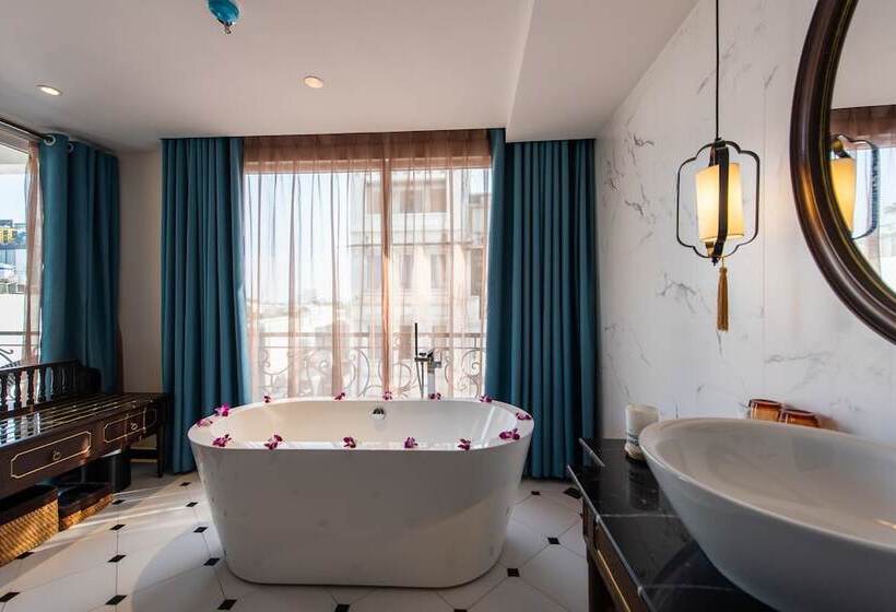 اتاق استاندارد با تخت دوبل, Hanoi Tirant