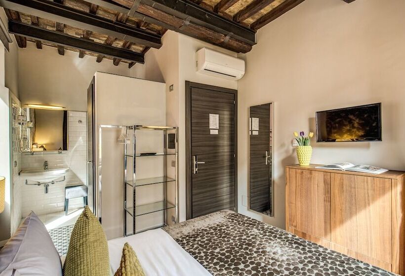 חדר בסיסי, Trevi Beau Boutique