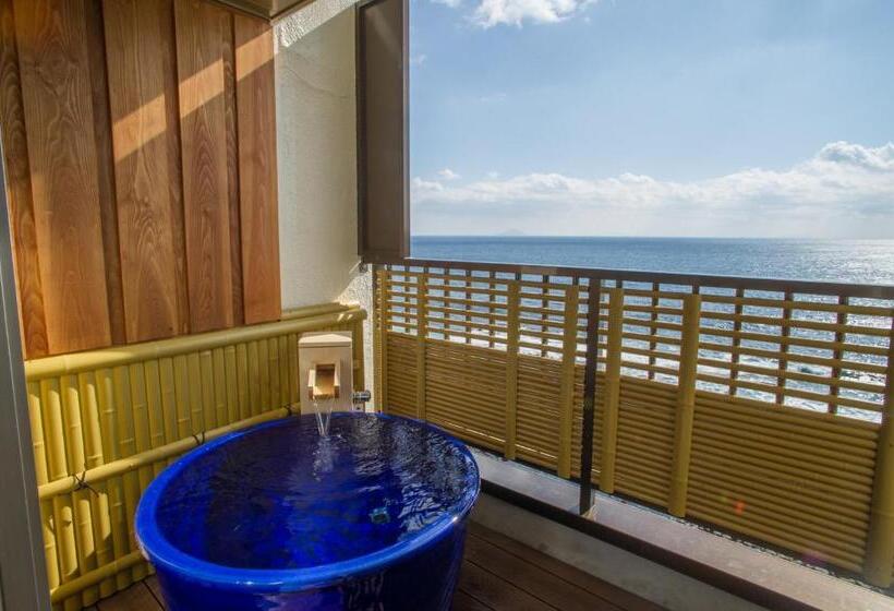 Номер Стандарт Вид на Море, Inatori Tokai Hotel Yuen