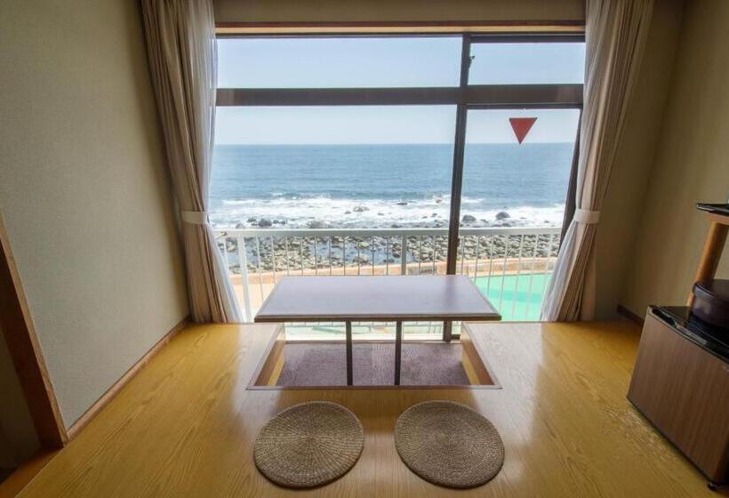 غرفة سوبيريور رباعية, Inatori Tokai Hotel Yuen