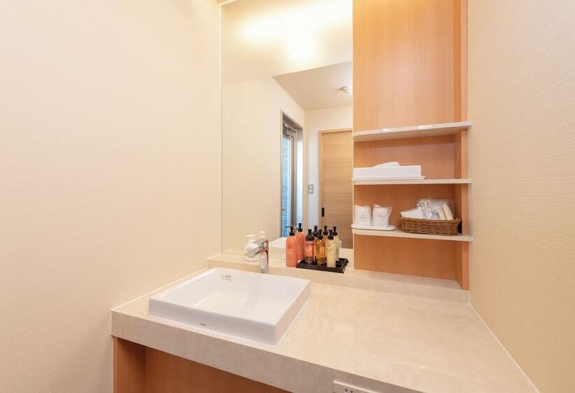 Номер Deluxe, Inatori Tokai Hotel Yuen