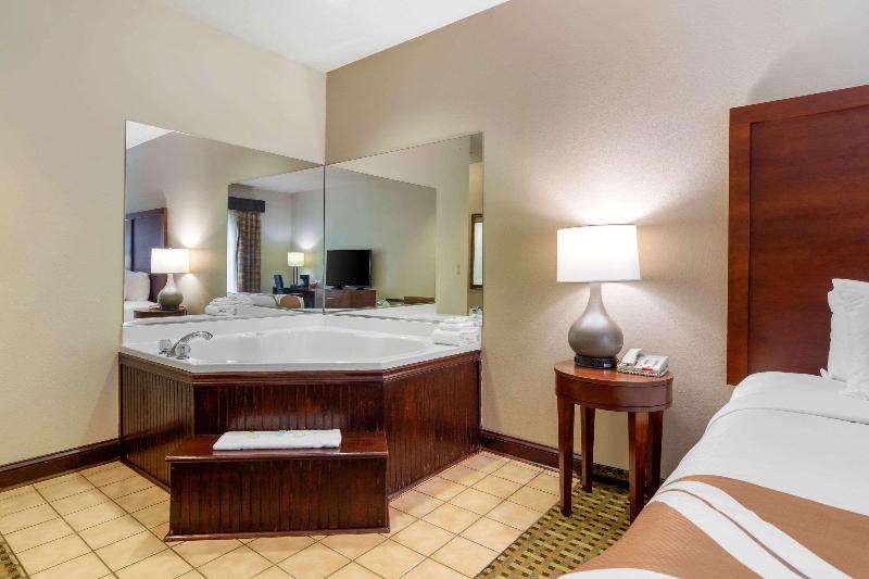 Стандартный Номер Кровать Кинг, Quality Inn & Suites Decatur  Atlanta East
