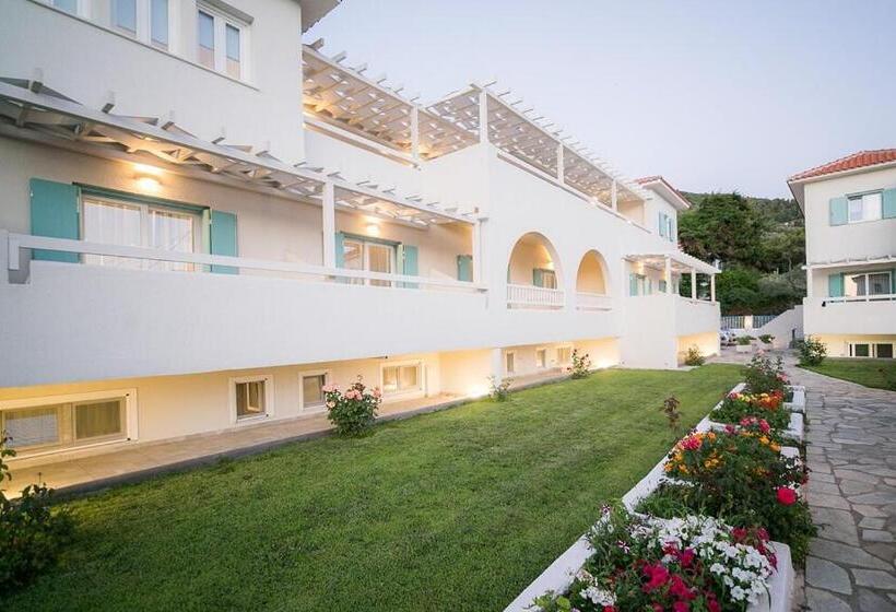 Студия Deluxe, Sunrise Village Hotel Apartments