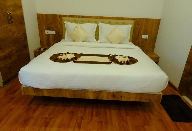 Номер Deluxe Кровать Кинг, Girija Sunrise