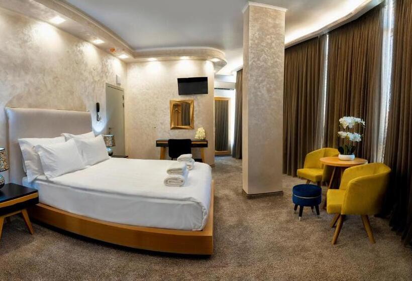 Номер Superior, City Petrich