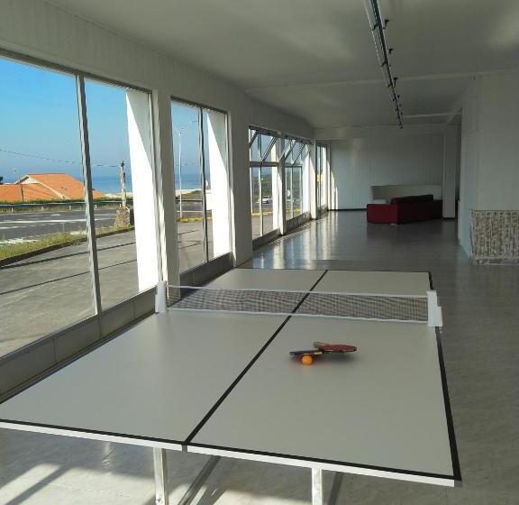 اتاق کلاسیک چهارنفره, Area Surf House