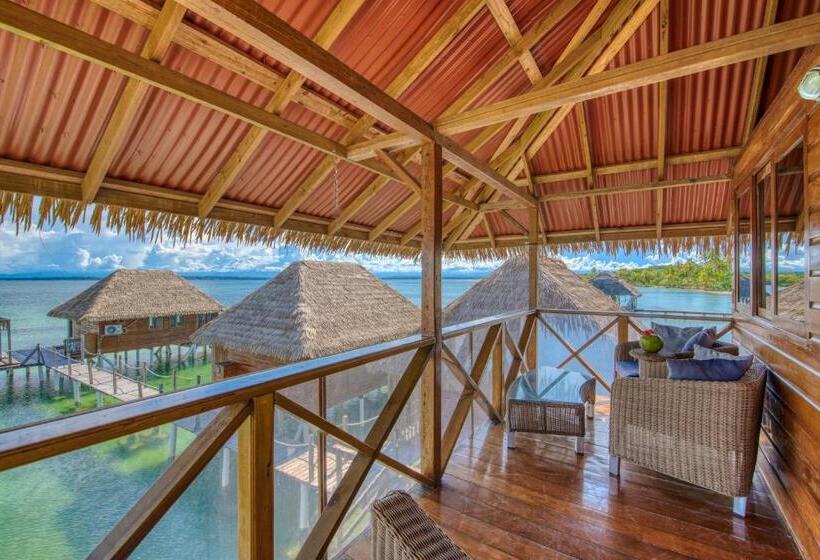 بنجلو قياسى غرفتين نوم, Azul Over The Water Resort