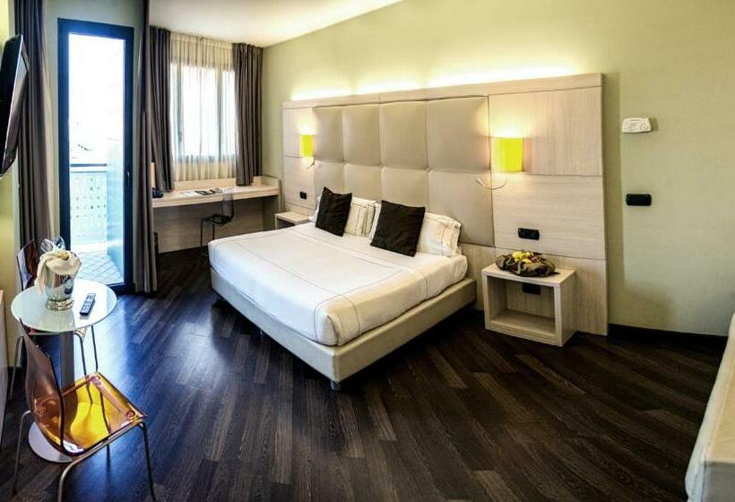 ファミリールーム, Acca Palace Aa Hotels