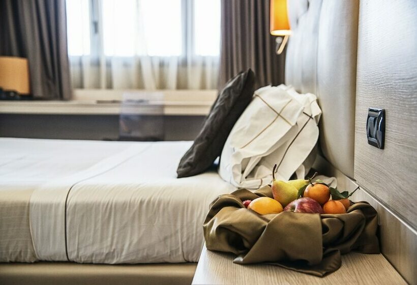 スタンダードトリプルルーム, Acca Palace Aa Hotels