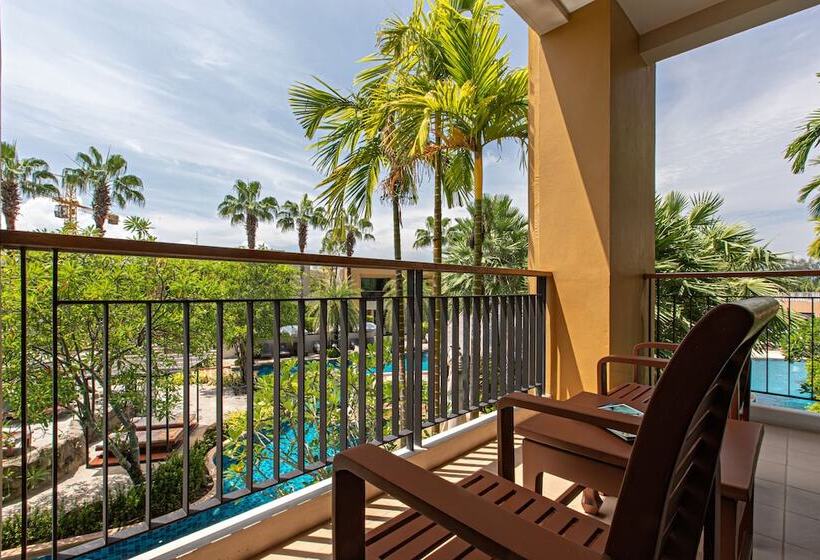 Номер Deluxe Вид на Бассейн, Rawai Palm Beach Resort   Sha Extra Plus