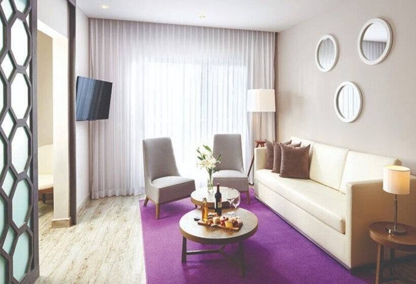 2 Schlafzimmer Suite, The Fives Beach Hotel & Residences - All Inclusive