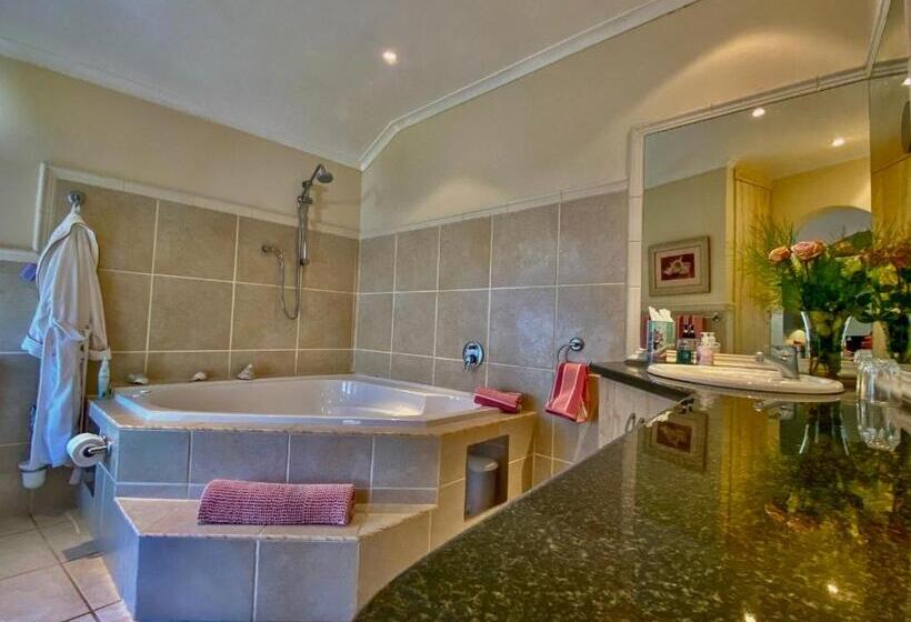 Номер Стандарт Вид на Сад, Bollinger Guest House