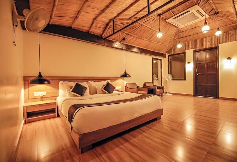 Номер Стандарт с Гидромассажем, Nature Village Resort