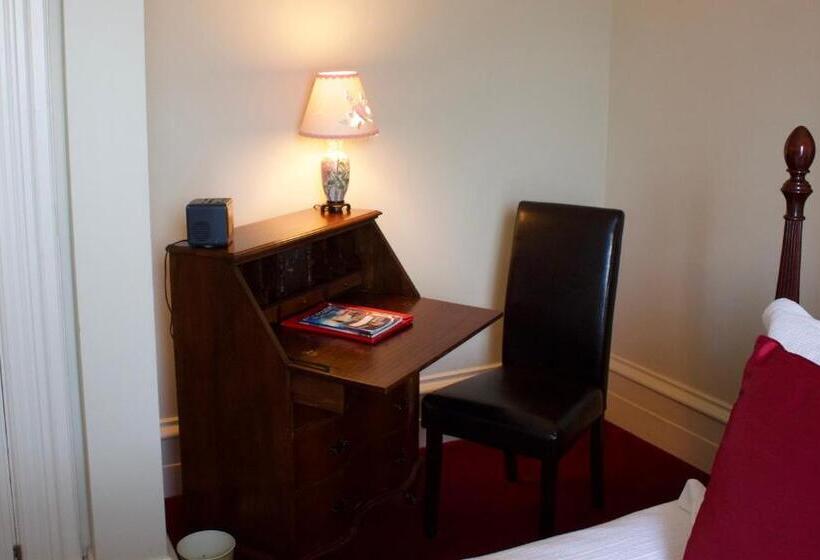 Номер Стандарт, Tattingstone Inn