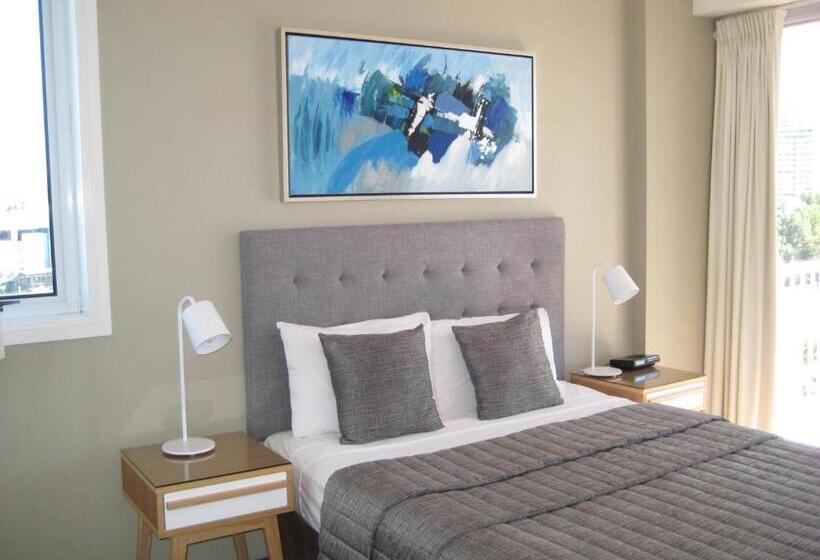 스탠다드 스튜디오, Bel Air On Broadbeach   Official