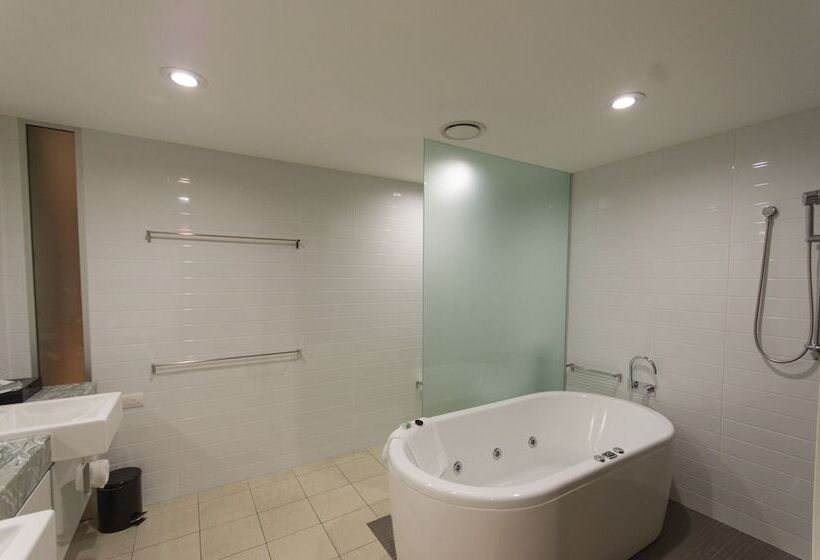 Апартаменты 4 Спальни, Coconut Grove