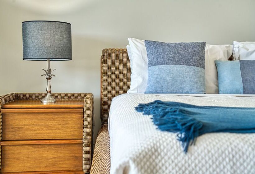 Апартаменты Deluxe 3 Спальни, Coconut Grove