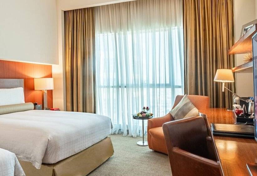 Quarto Club, Grand Millennium Al Wahda Hotel And Executive Apartments Abu Dhabi