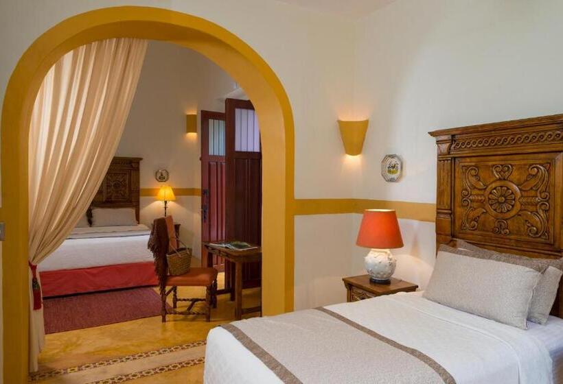 ジュニアスイート, Hacienda Santa Cruz