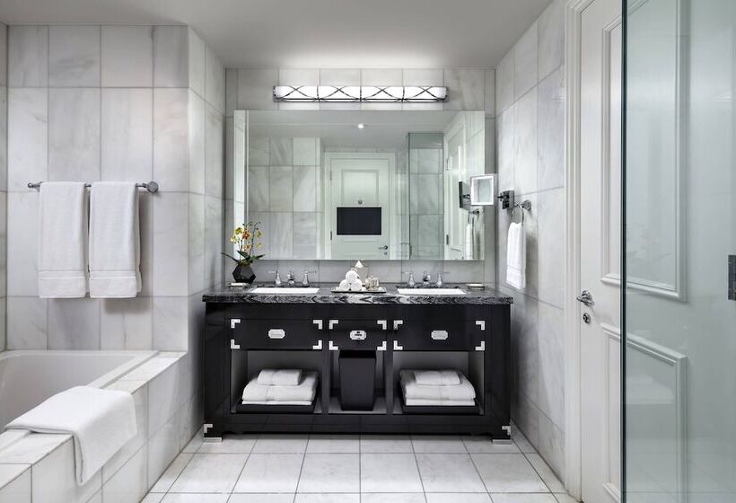 琮城市景观的豪华间, The St. Regis Toronto
