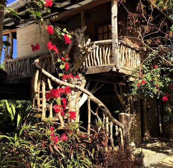 디럭스 패밀리 룸, Oldwoods By The Sea Nature Resort   Pangasinan