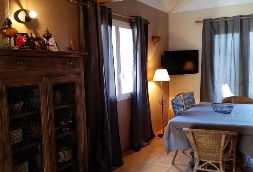 Апартаменты 1 Спальня Вид на Сад, à La Petite Maison
