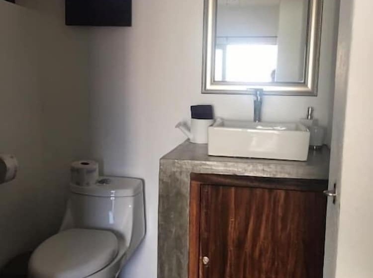 Suite Executive, Casa Nayar
