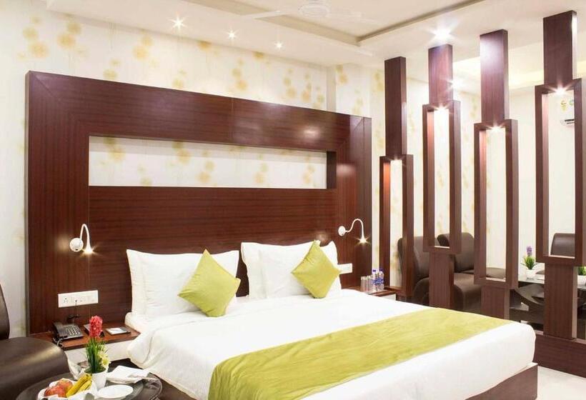 スイート, Madhuvan Suites By Blues