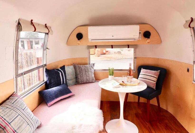 Номер Стандарт, Amigo Motor Lodge