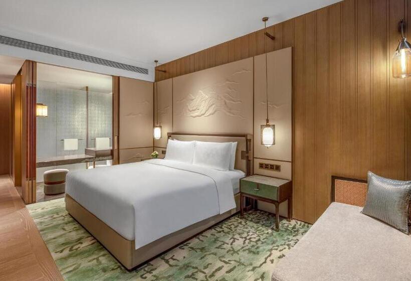 Номер Стандарт, Hualuxe Hotels And Resorts Qingdao Licang, An Ihg