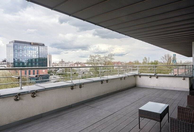 سوئیت با چشم‌انداز رودخانه, Qubus Hotel Bydgoszcz