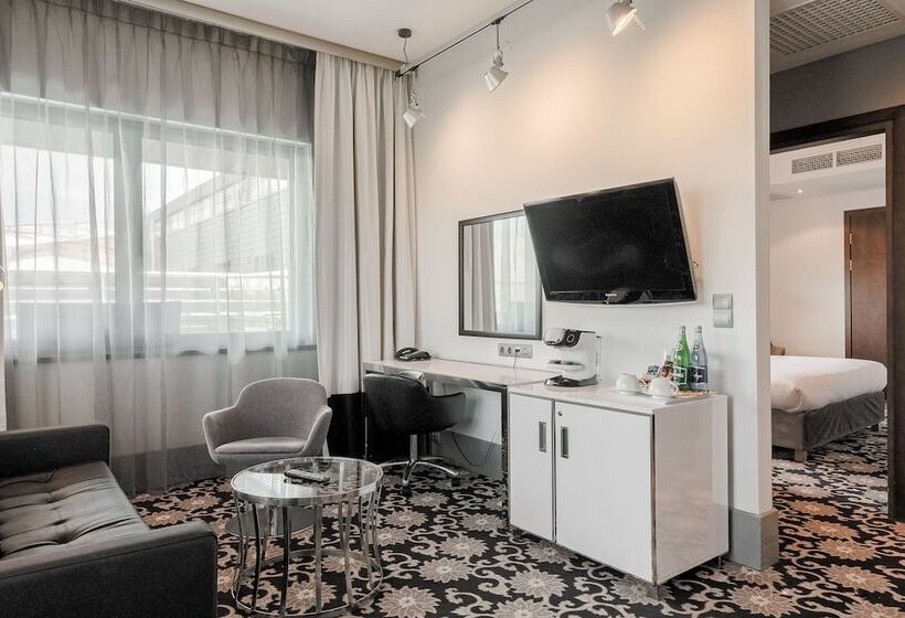 سوئیت با چشم‌انداز رودخانه, Qubus Hotel Bydgoszcz