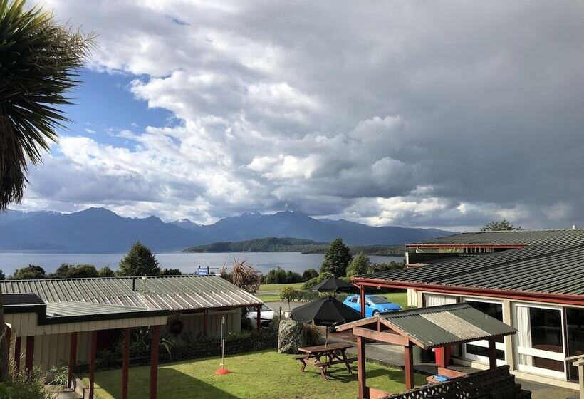 Студио Базик, Manapouri Lakeview Motor Inn