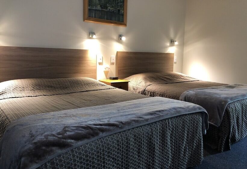 Студия Стандарт, Manapouri Lakeview Motor Inn