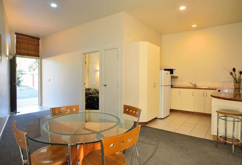 Люкс 2 Спальни, Ocean Beach Motor Lodge