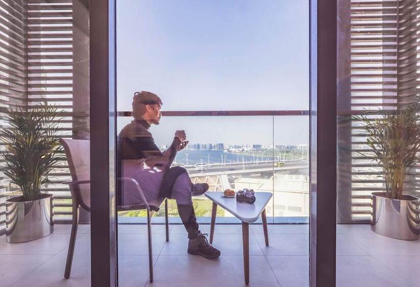 Номер Executive, Citadines Culture Village Dubai, Waterfront Jadaf